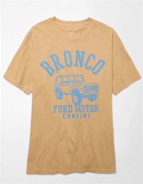 Women's Oversized Bronco Graphic Tee .